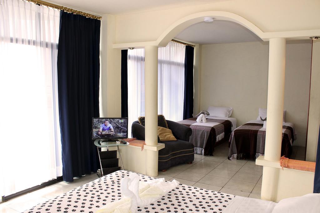 Planet House Hotel Puerto Ayora  Cameră foto