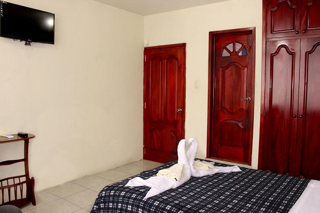 Planet House Hotel Puerto Ayora  Cameră foto